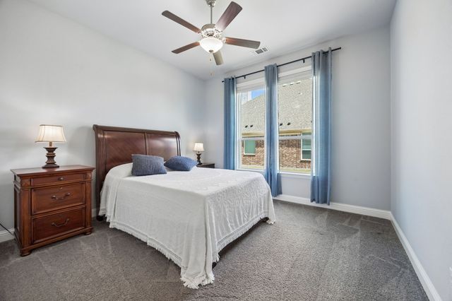 1223 Eagle Glen Pass, Gunter, TX 75058