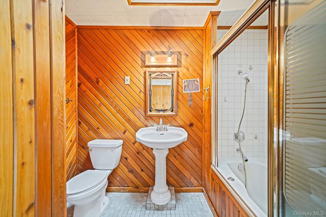 133 Royal Avenue, Flanders, NY 11901