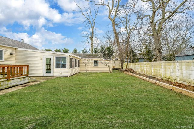 133 Royal Avenue, Flanders, NY 11901