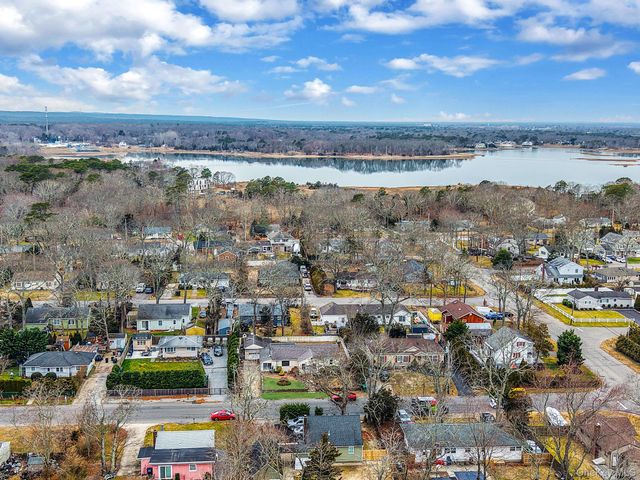 133 Royal Avenue, Flanders, NY 11901