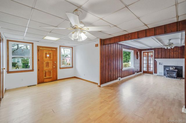 133 Royal Avenue, Flanders, NY 11901