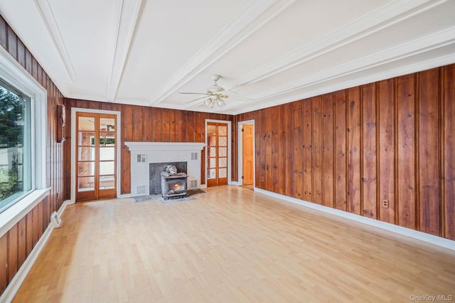 133 Royal Avenue, Flanders, NY 11901