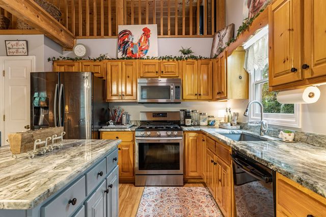 1273 Villa Drive, Ellijay, GA 30540
