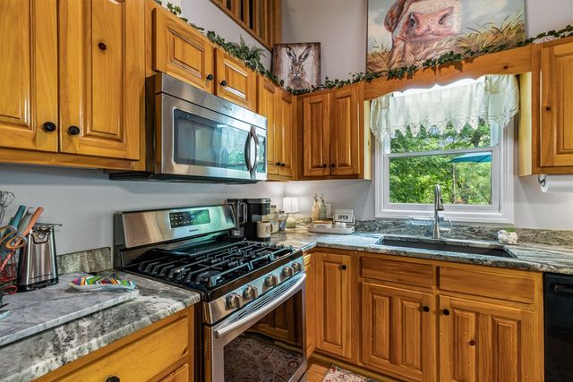 1273 Villa Drive, Ellijay, GA 30540