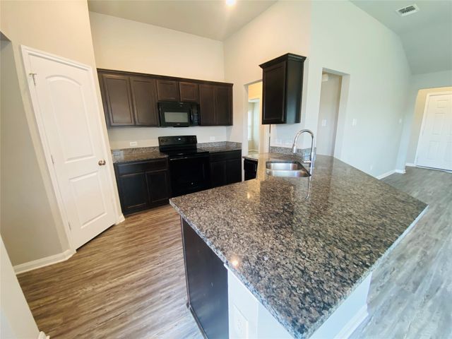 1907 Delano DR, Temple, TX 76504