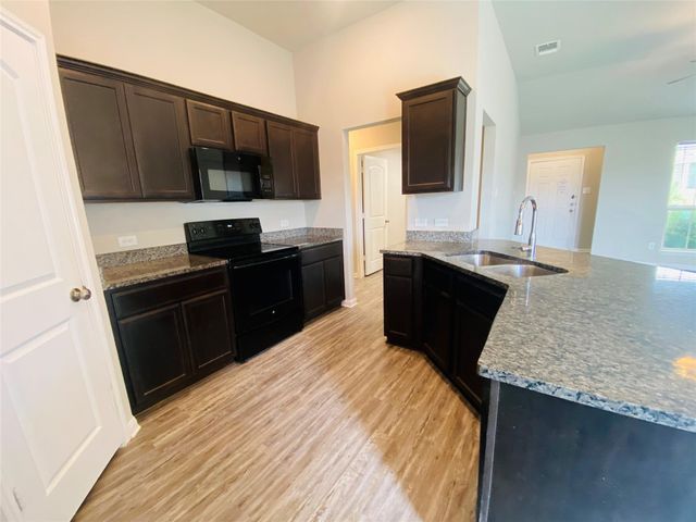 1907 Delano DR, Temple, TX 76504