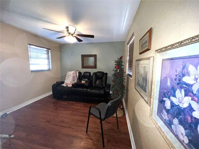 6221 LULLABYE LANE, Zephyrhills, FL 33541
