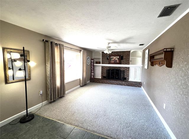 6221 LULLABYE LANE, Zephyrhills, FL 33541