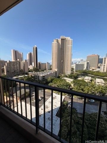 411 Hobron Lane 1506, Honolulu, HI 96815