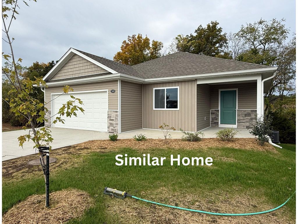 4522 E BROOKHILL DR, Columbia, MO 65202