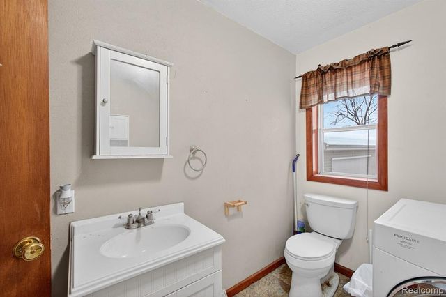 20463 Waubascon Road, Battle Creek, MI 49017