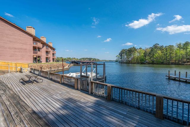 308 Kleinshore Road, Hot Springs, AR 71913
