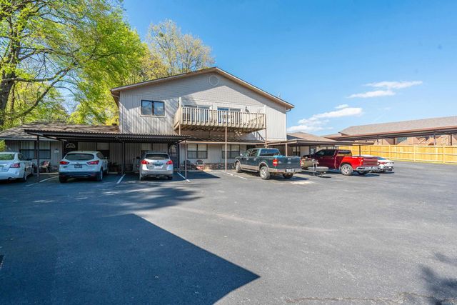 308 Kleinshore Road, Hot Springs, AR 71913