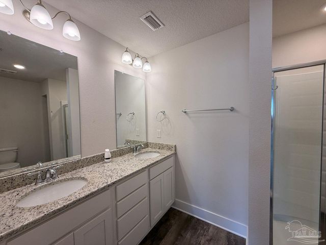 1559 Iroquois Ct, Pensacola, FL 32534