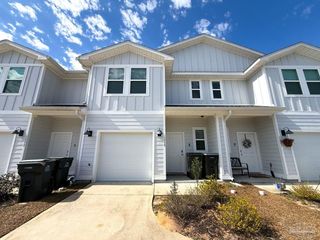 1559 Iroquois Ct, Pensacola, FL 32534