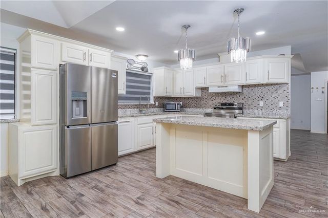 1709 Calle Tulipan, San Juan, TX 78589