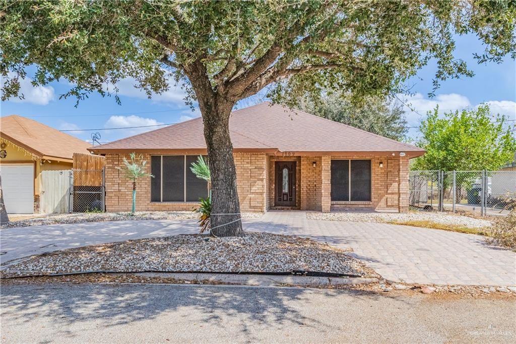 1709 Calle Tulipan, San Juan, TX 78589