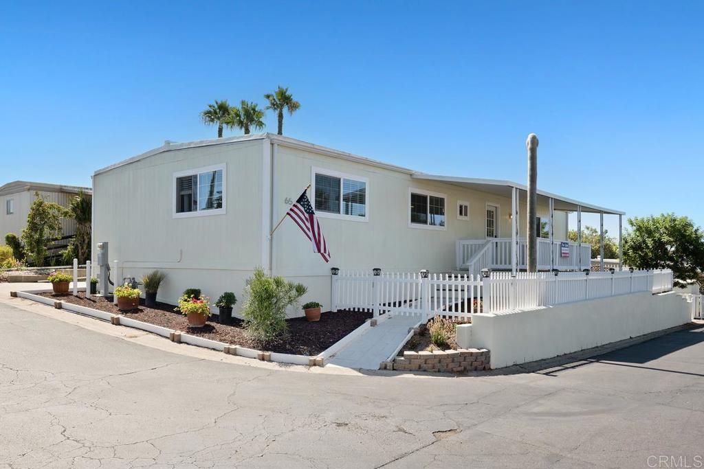 1120 E Mission Rd 65, Fallbrook, CA 92028 — exterior