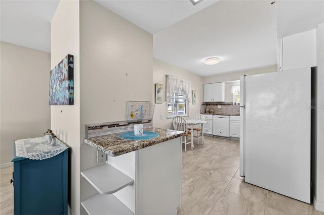 1512 CHEVY CHASE DRIVE, Sun City Center, FL 33573