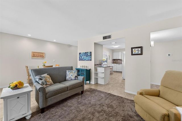 1512 CHEVY CHASE DRIVE, Sun City Center, FL 33573