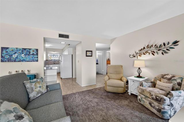 1512 CHEVY CHASE DRIVE, Sun City Center, FL 33573