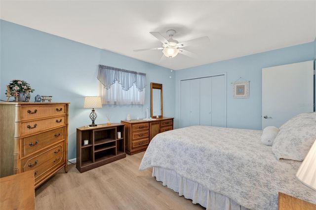 1512 CHEVY CHASE DRIVE, Sun City Center, FL 33573