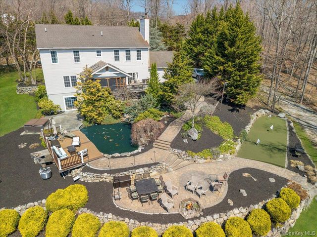 27 Kramers Pond Road, Putnam Valley, NY 10579