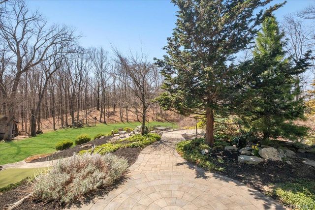 27 Kramers Pond Road, Putnam Valley, NY 10579