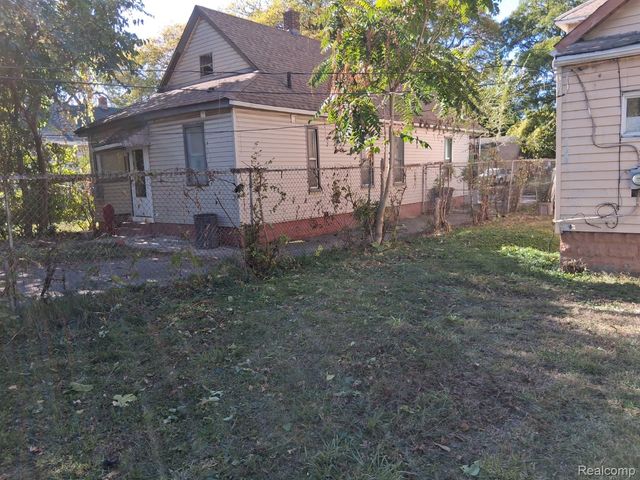 251 Beechwood Street, River Rouge, MI 48218