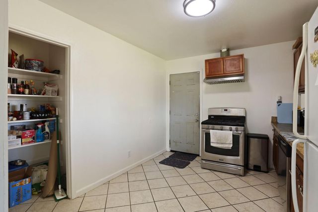 1672 Rosalind St, Sacramento, CA 95838