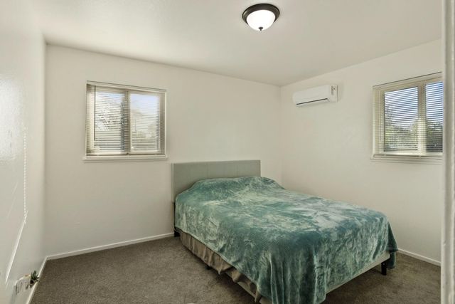 1672 Rosalind St, Sacramento, CA 95838