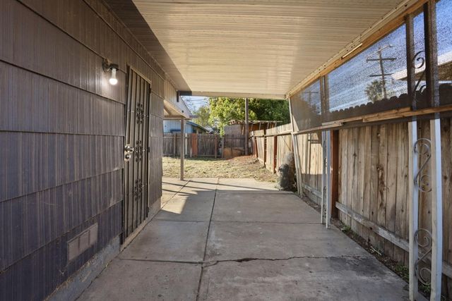 1672 Rosalind St, Sacramento, CA 95838