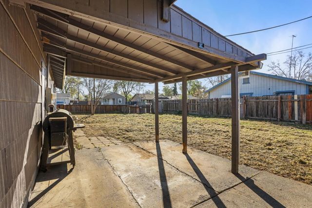 1672 Rosalind St, Sacramento, CA 95838