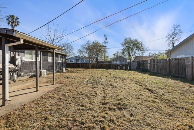 1672 Rosalind St, Sacramento, CA 95838