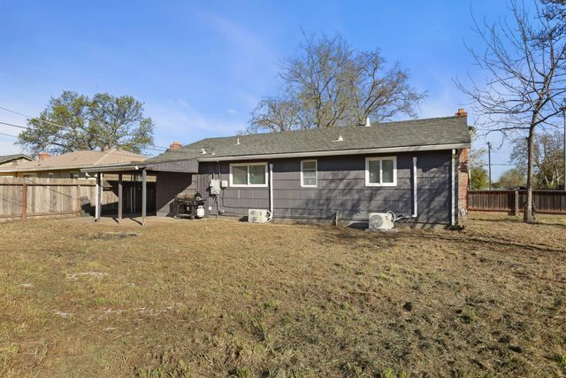 1672 Rosalind St, Sacramento, CA 95838