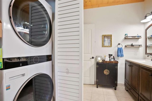 1466 NEWPORT Drive, Ellijay, GA 30540