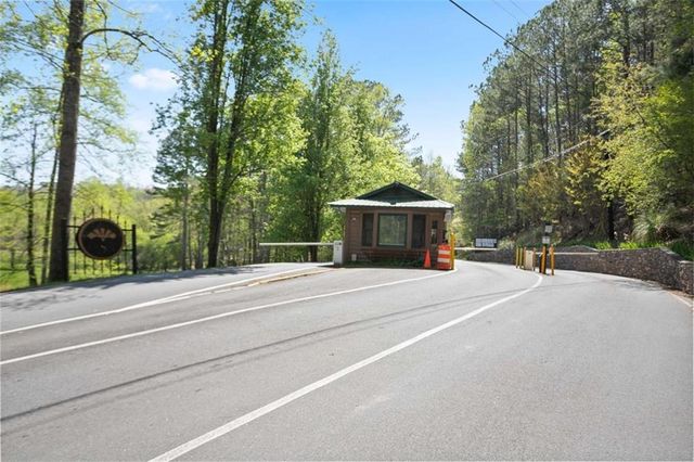 1466 NEWPORT Drive, Ellijay, GA 30540