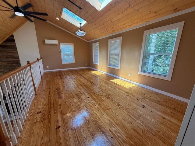 1466 NEWPORT Drive, Ellijay, GA 30540