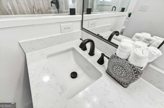 1903 S Columbia Place, Decatur, GA 30032