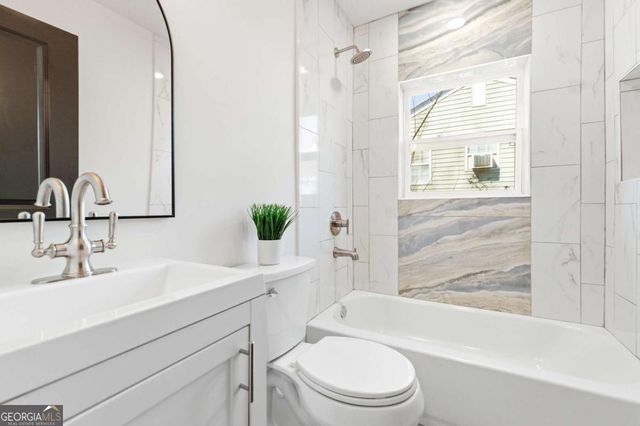 1903 S Columbia Place, Decatur, GA 30032