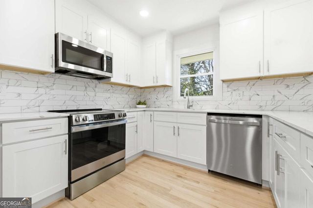 1903 S Columbia Place, Decatur, GA 30032