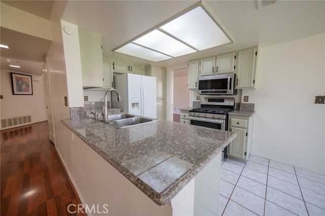 6587 Shawna Ave, Rancho Cucamonga, CA 91737