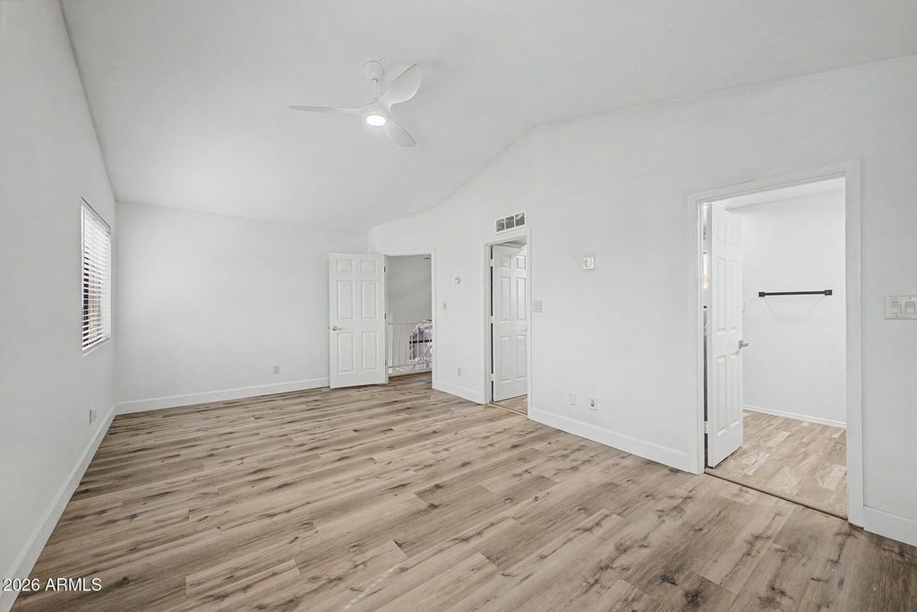 Image 16 of property listing at 125 S LAKEVIEW Boulevard, Chandler, AZ 85225