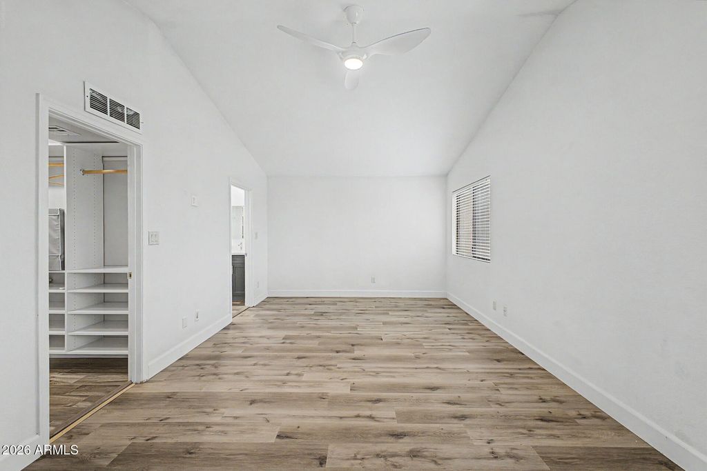 Image 17 of property listing at 125 S LAKEVIEW Boulevard, Chandler, AZ 85225