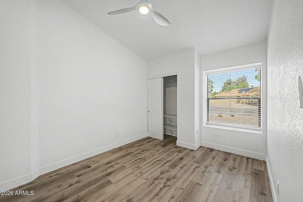Image 21 of property listing at 125 S LAKEVIEW Boulevard, Chandler, AZ 85225