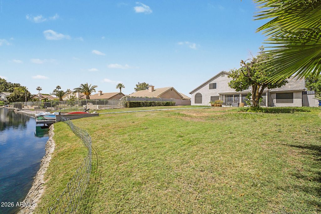 Image 30 of property listing at 125 S LAKEVIEW Boulevard, Chandler, AZ 85225