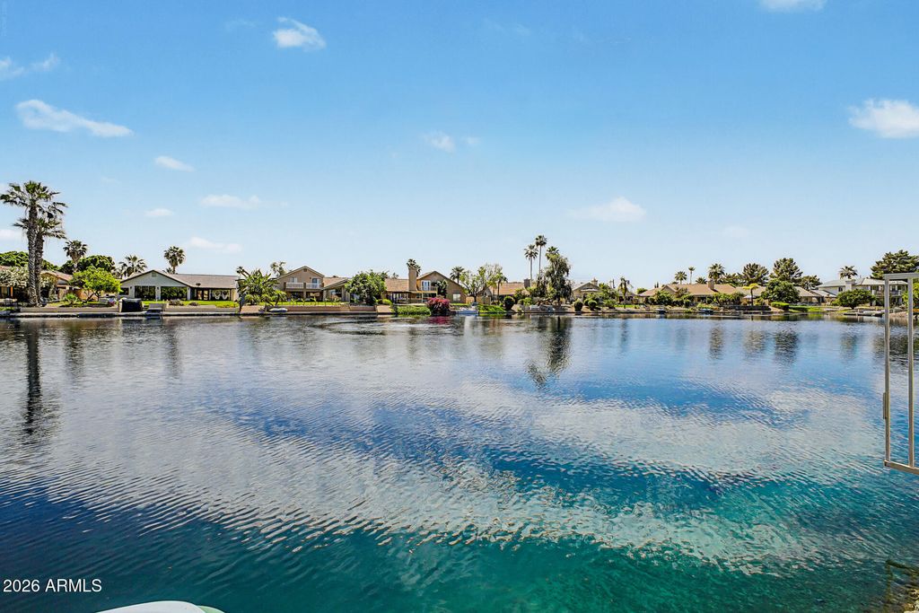 Image 31 of property listing at 125 S LAKEVIEW Boulevard, Chandler, AZ 85225
