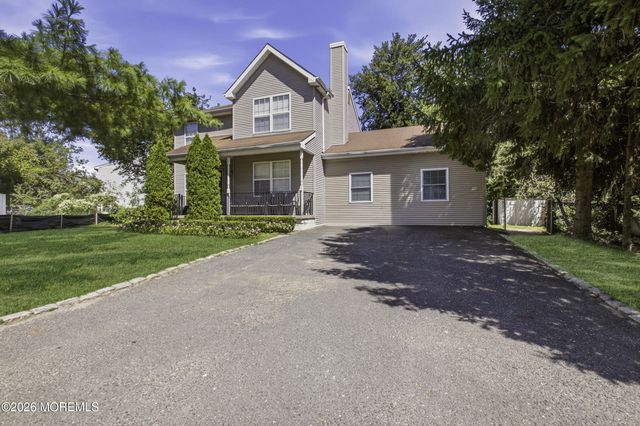 1300 Medina Road, Lakewood, NJ 08701