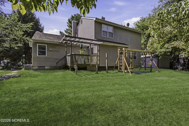 1300 Medina Road, Lakewood, NJ 08701