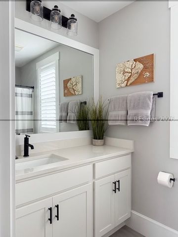 453 Flatwater Dr, Bluffton, SC 29910